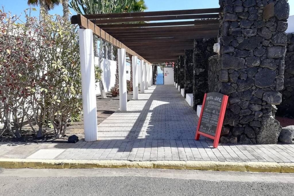 Apartamento Lina 25 Playa Roca Costa Teguise Eksteriør billede